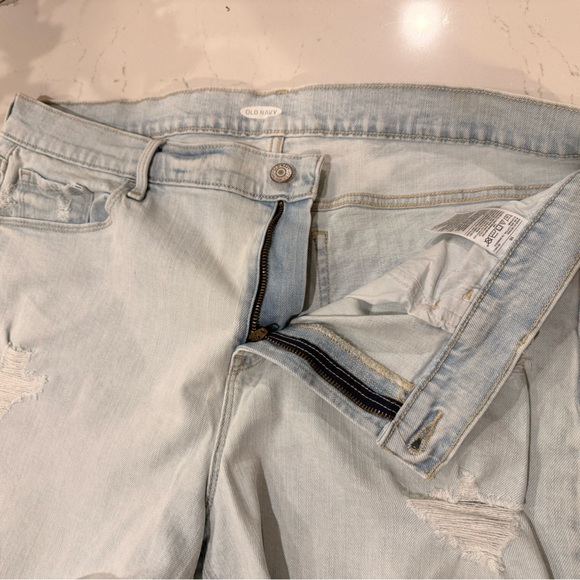 BNWOT size 16 Old Navy Denim Women's Shorts - Picture 4 of 6